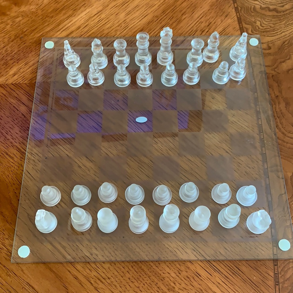 Glass Chess set ♟
